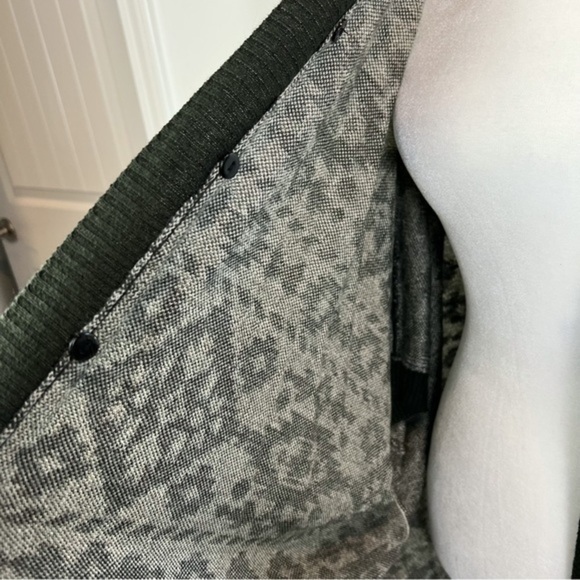 Altar'd State open front cardigan sweater women size S/M Aztec print black white - Picture 3 of 8